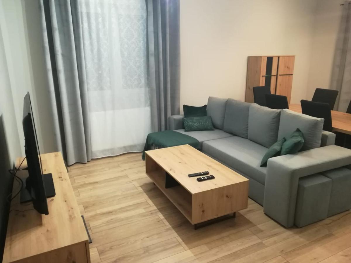 Homely Apartment ジェロナ・グラ エクステリア 写真